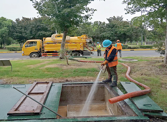 兴宾化油池清理